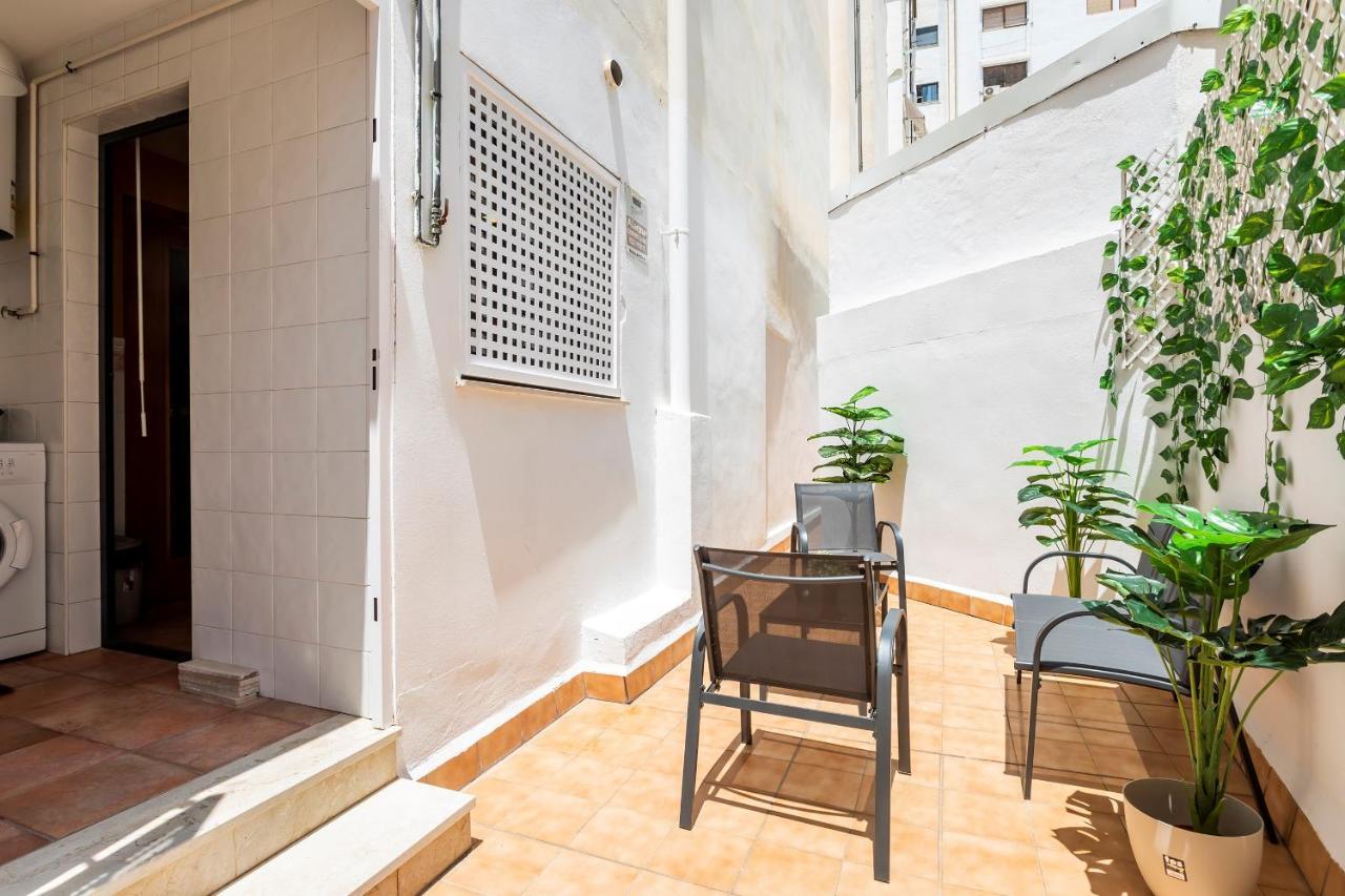 Exclusive Museum Apartment Valencia Exterior photo
